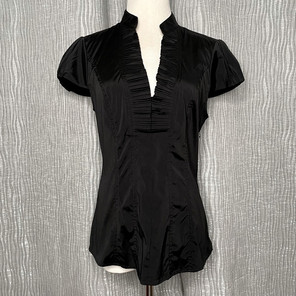 Express design studio ruffled V neck top. NWOT